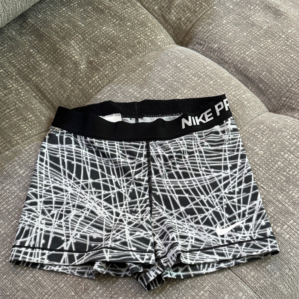 Nike Women's Athletic Shorts in Black and White Pattern